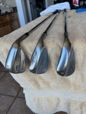 Titleist & Callaway Men's Chrome Wedges - Gray